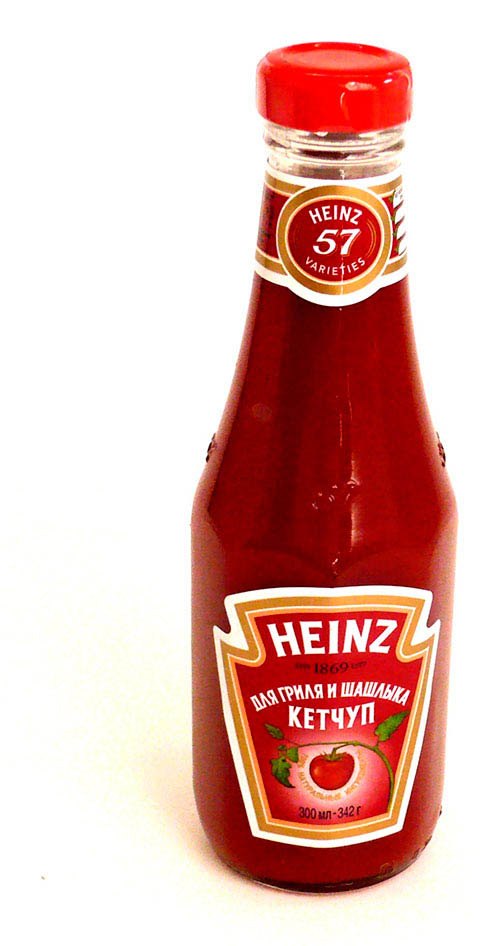 Дизайн наклейки на кетчуп
